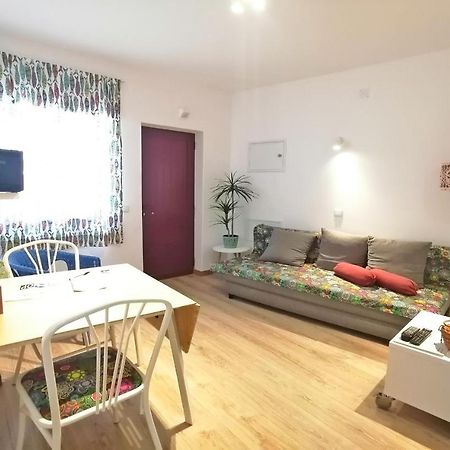 A41 - Olive Tree Street 1 Bed Flat Lagos Exterior photo