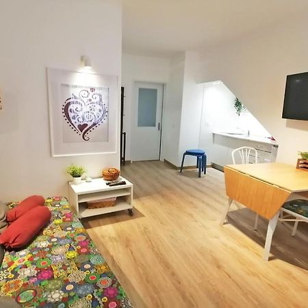 A41 - Olive Tree Street 1 Bed Flat Lagos Exterior photo